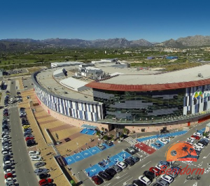 la marina shopping center in benidorm