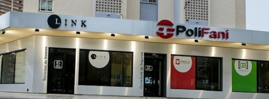 PoliFani Expats Insurance